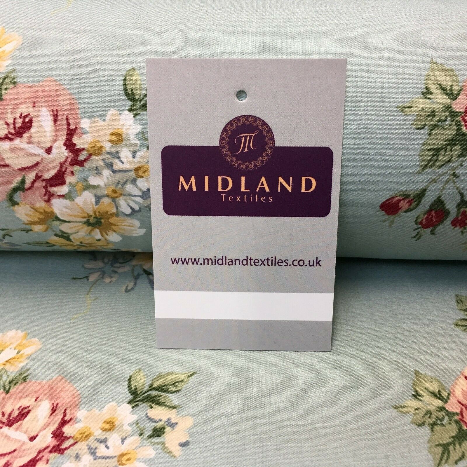 Floral Vintage Rose Shabby Chic Cotton Poplin Printed Fabric 110cm Wide MK1083