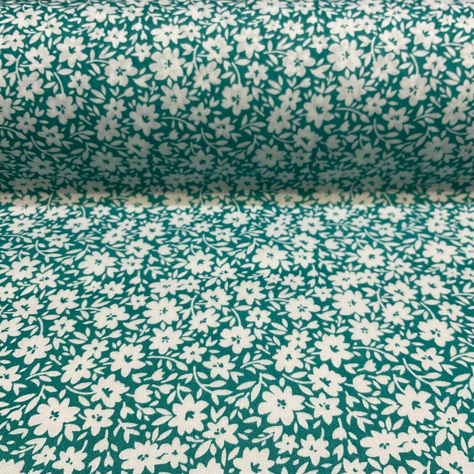 Small Floral ditsy Poly cotton printed lightweight fabric M1615