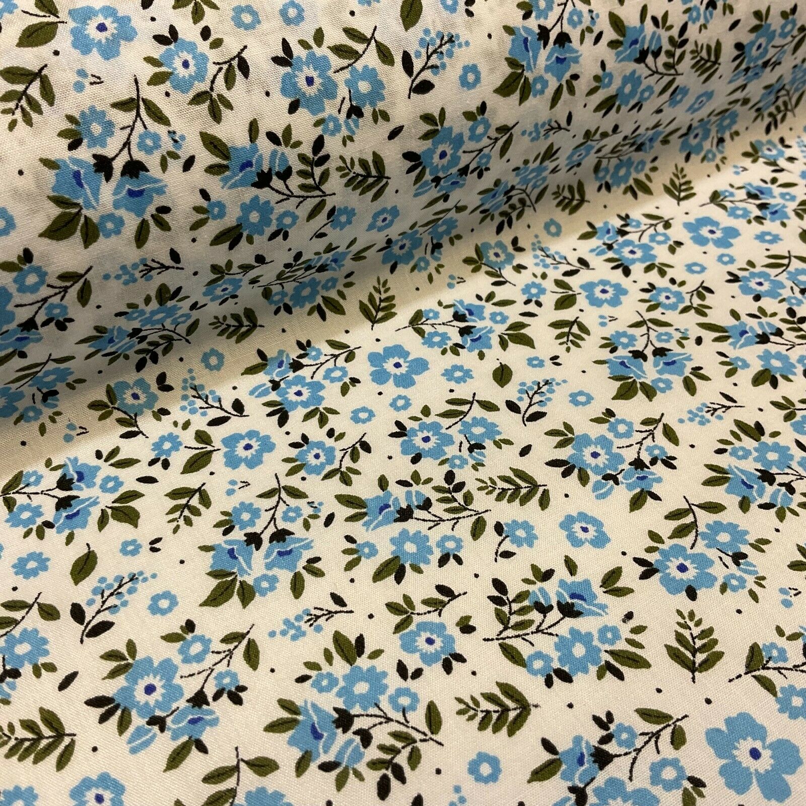 Small Floral Poly cotton printed lightweight fabric M1616