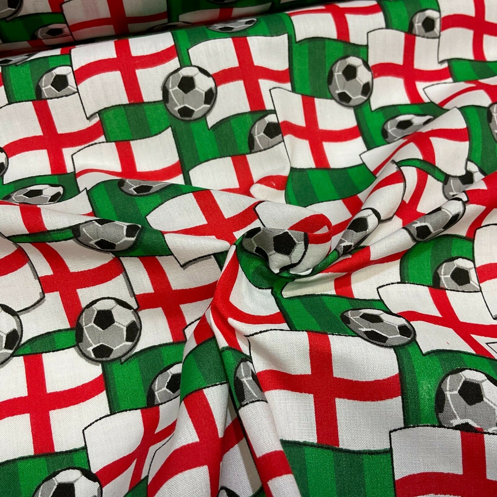 Green England Football Flag Poly cotton printed lightweight fabric M1638