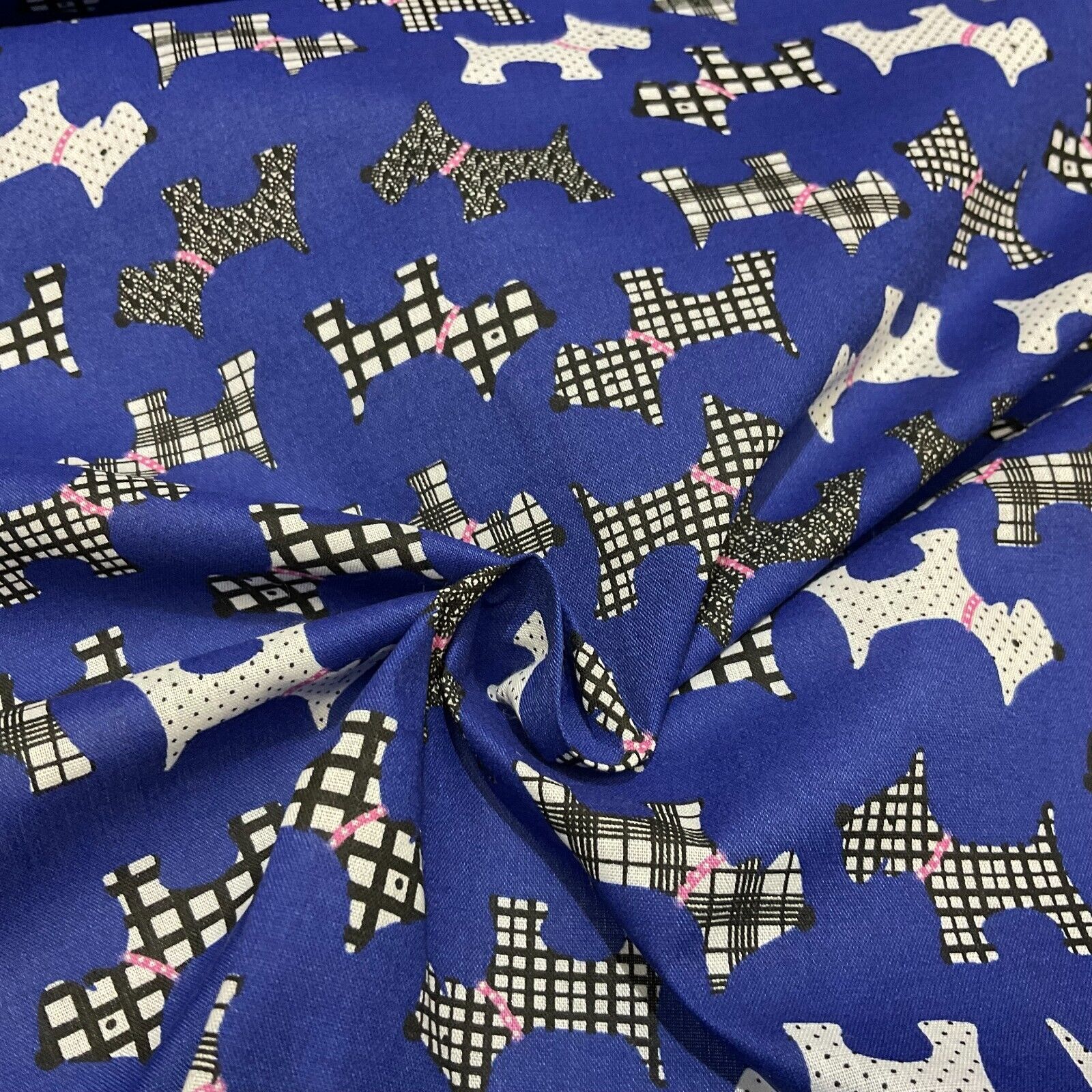 Scottie Dog Children's Poly cotton printed lightweight fabric M1640