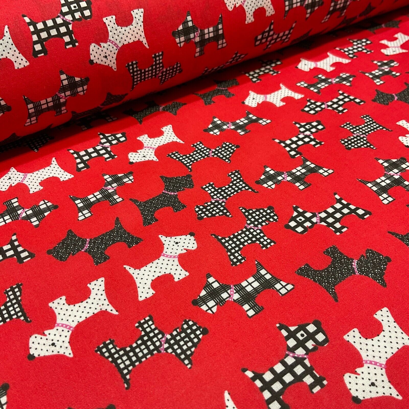 Scottie Dog Children's Poly cotton printed lightweight fabric M1640