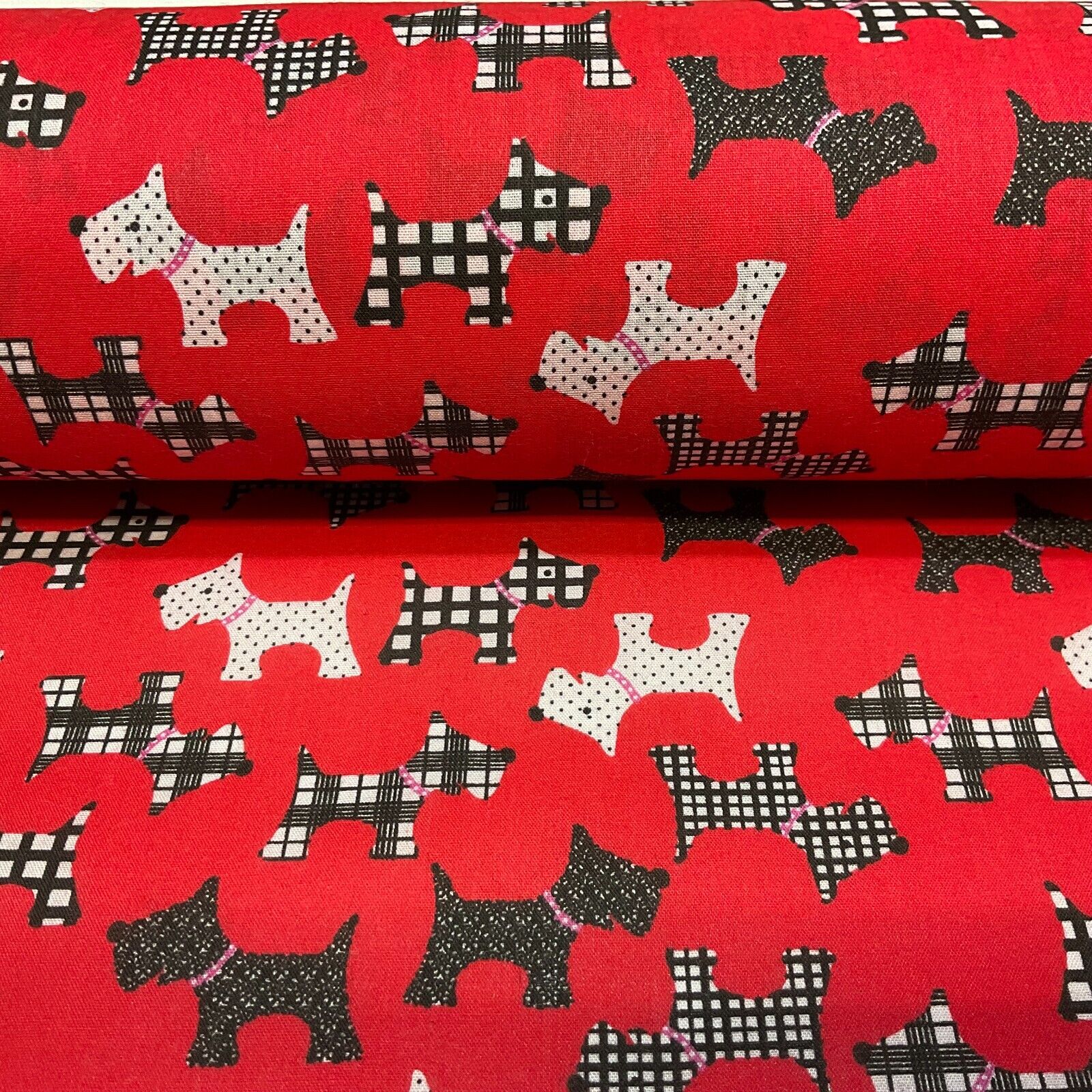 Scottie Dog Children's Poly cotton printed lightweight fabric M1640