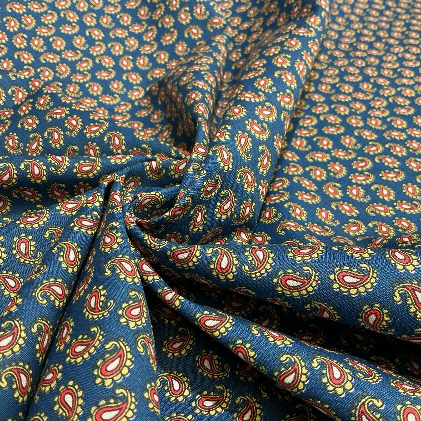 Soft Touch 100% Cotton small paisley printed dress fabric M1650