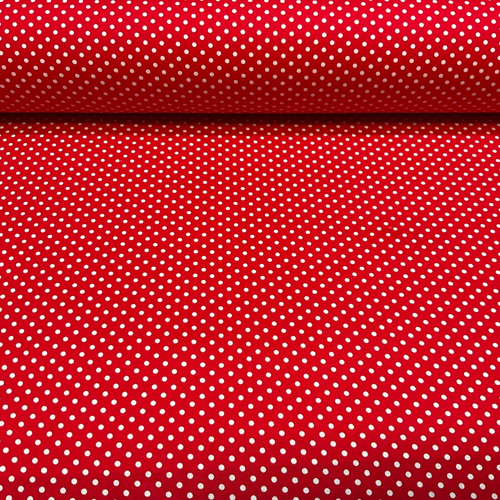 Soft Touch 100% Cotton 4mm pin Spot Dot printed dress fabric M1646