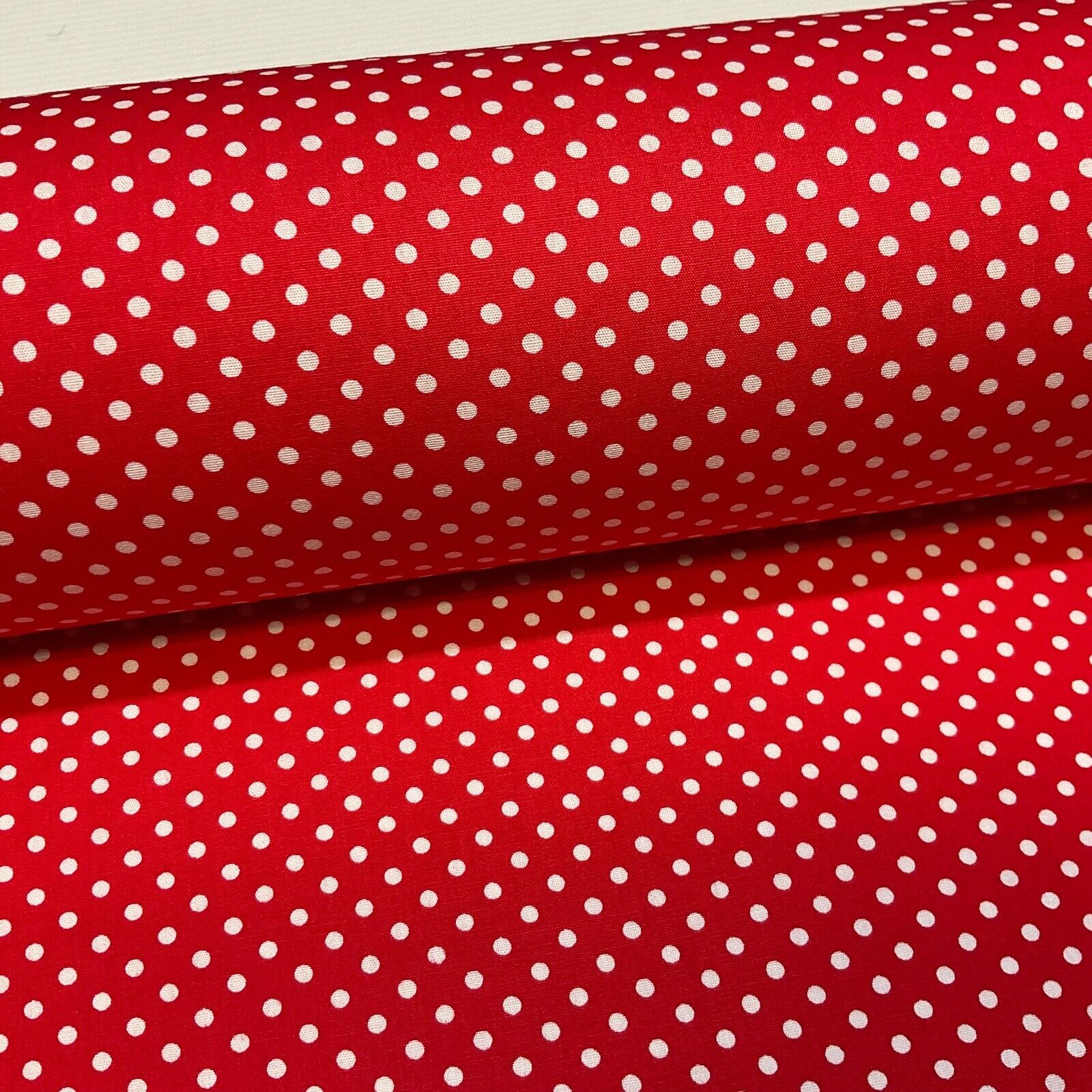 Soft Touch 100% Cotton 4mm pin Spot Dot printed dress fabric M1646