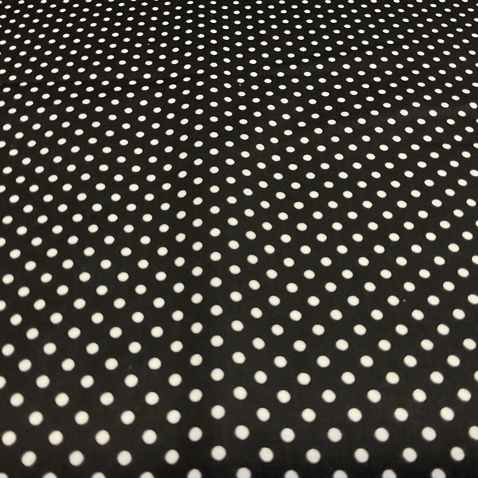 Soft Touch 100% Cotton 4mm pin Spot Dot printed dress fabric M1646
