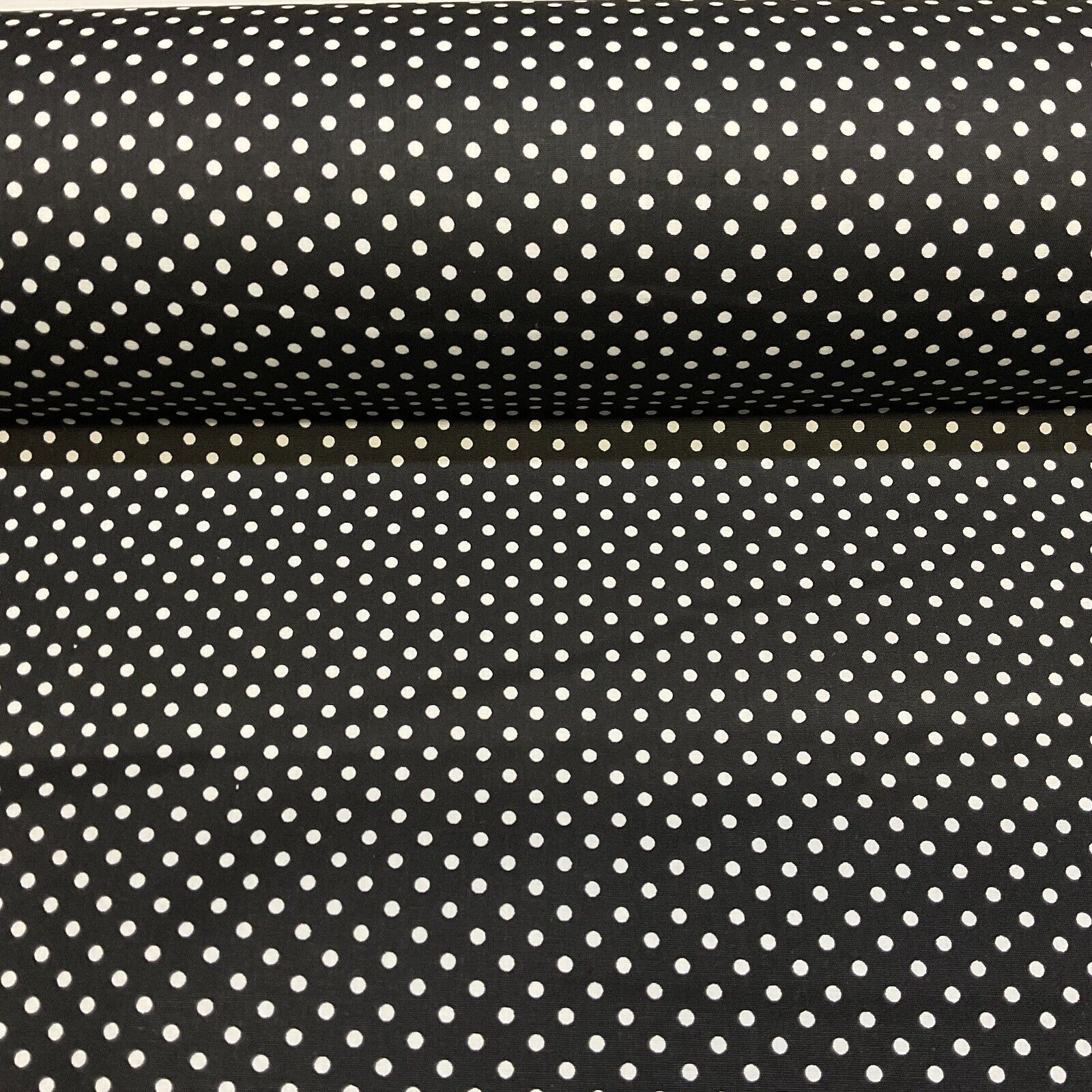Soft Touch 100% Cotton 4mm pin Spot Dot printed dress fabric M1646