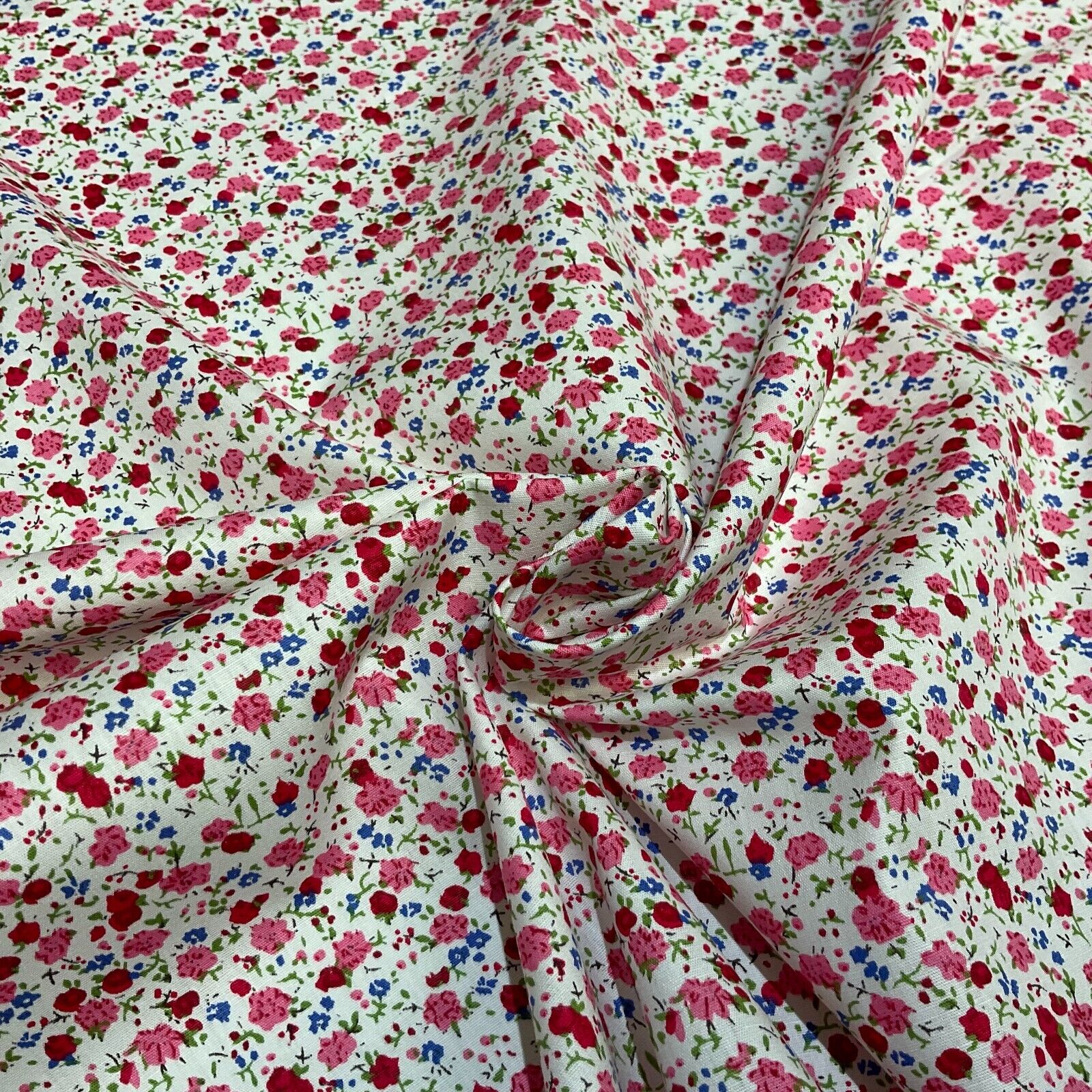 Soft Touch 100% Cotton small paisley printed dress fabric M1652