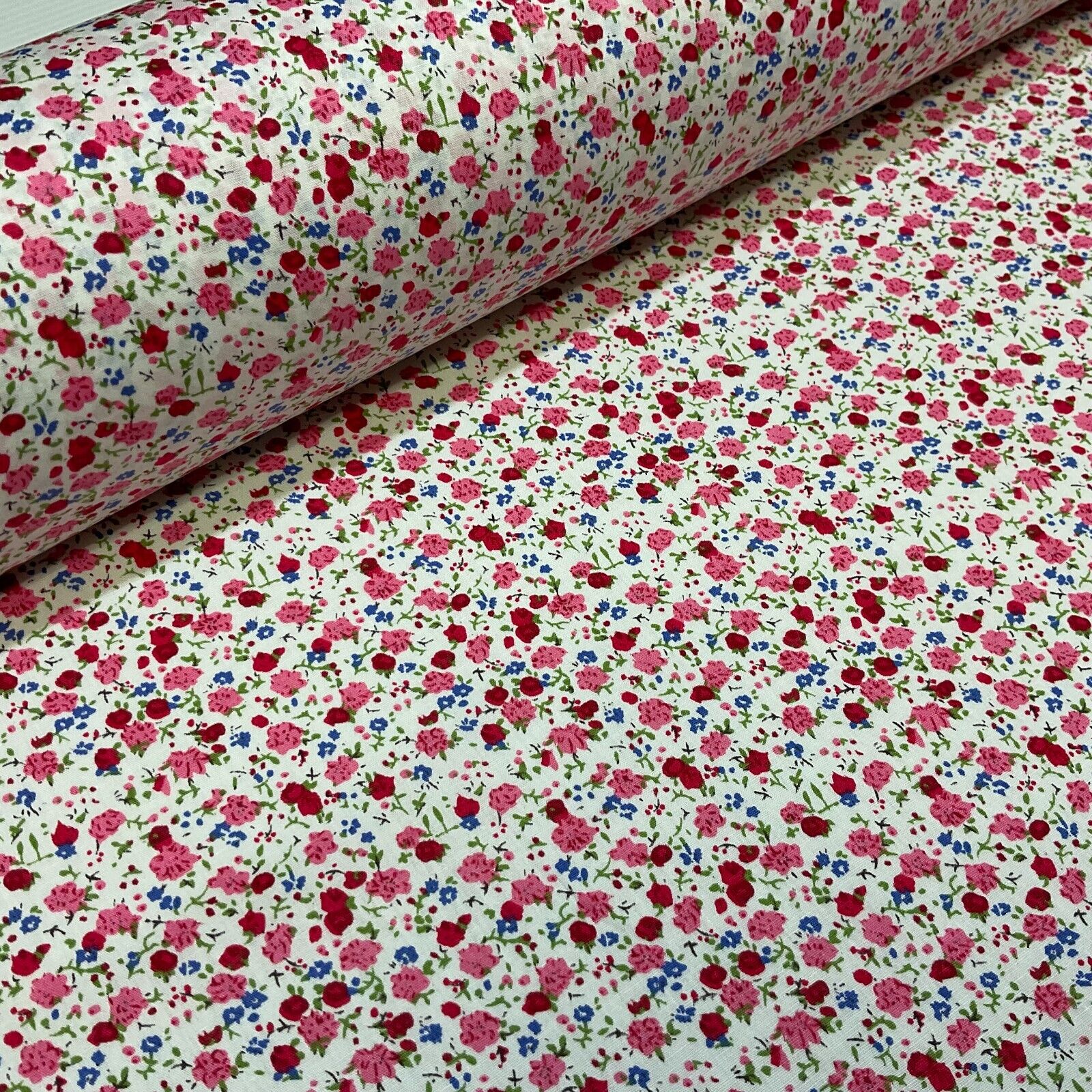 Soft Touch 100% Cotton small paisley printed dress fabric M1652