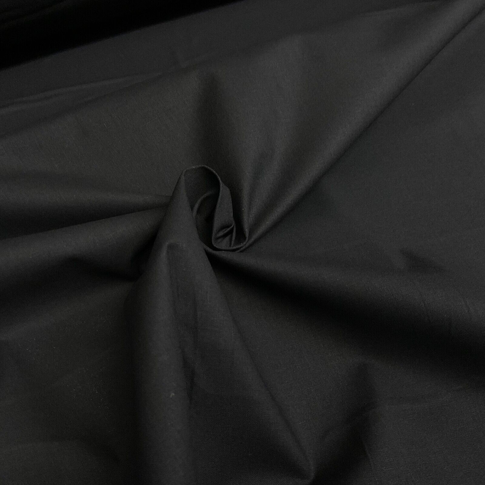 Plain Dyed Cotton ideal for patchwork quilting dressmaking sewing fabric M1664