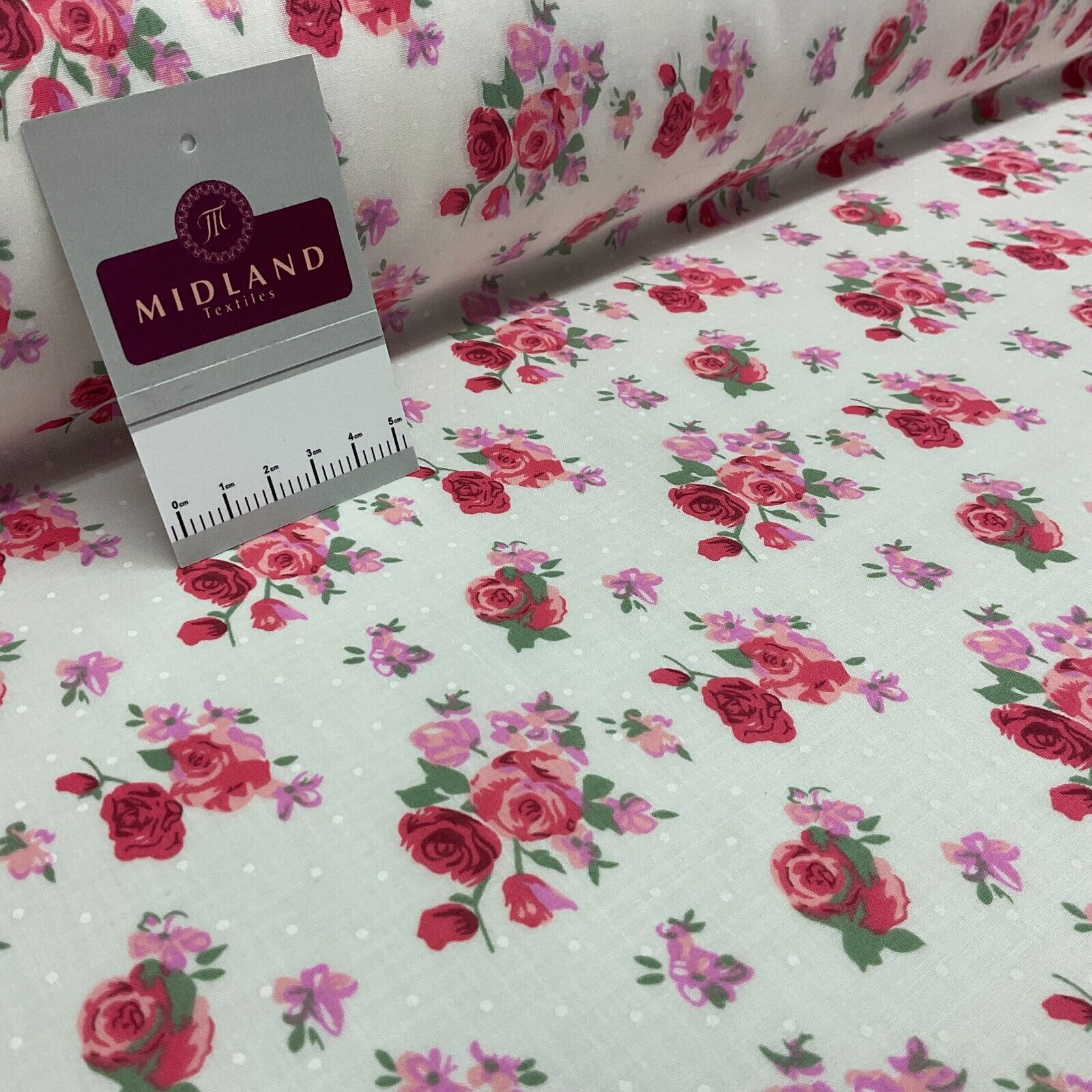 Vintage Floral Roses printed Poly cotton fabric 110cm Wide M1704