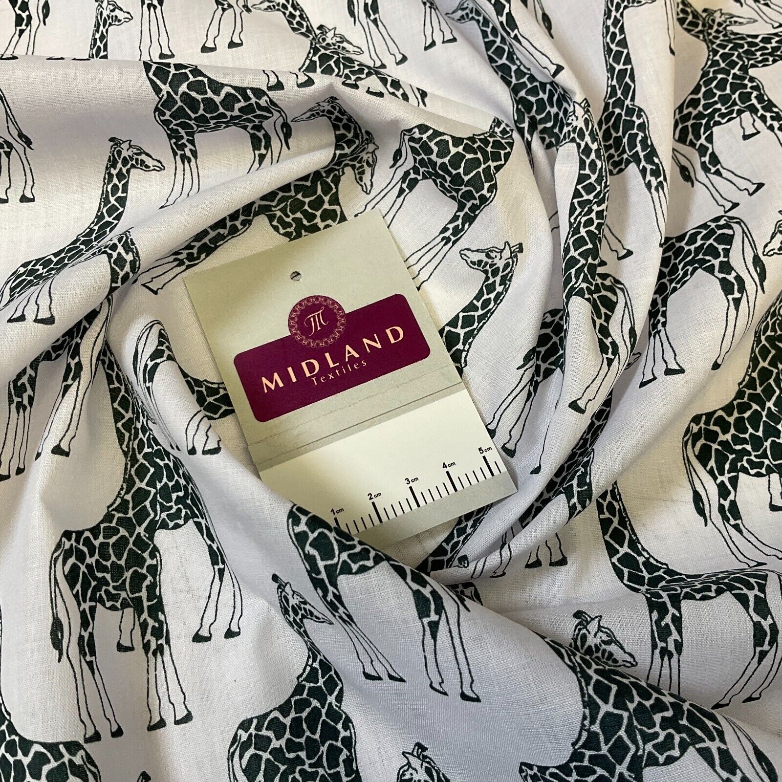 Giraffe Animals  Poly cotton printed fabric 110cm Wide M1706