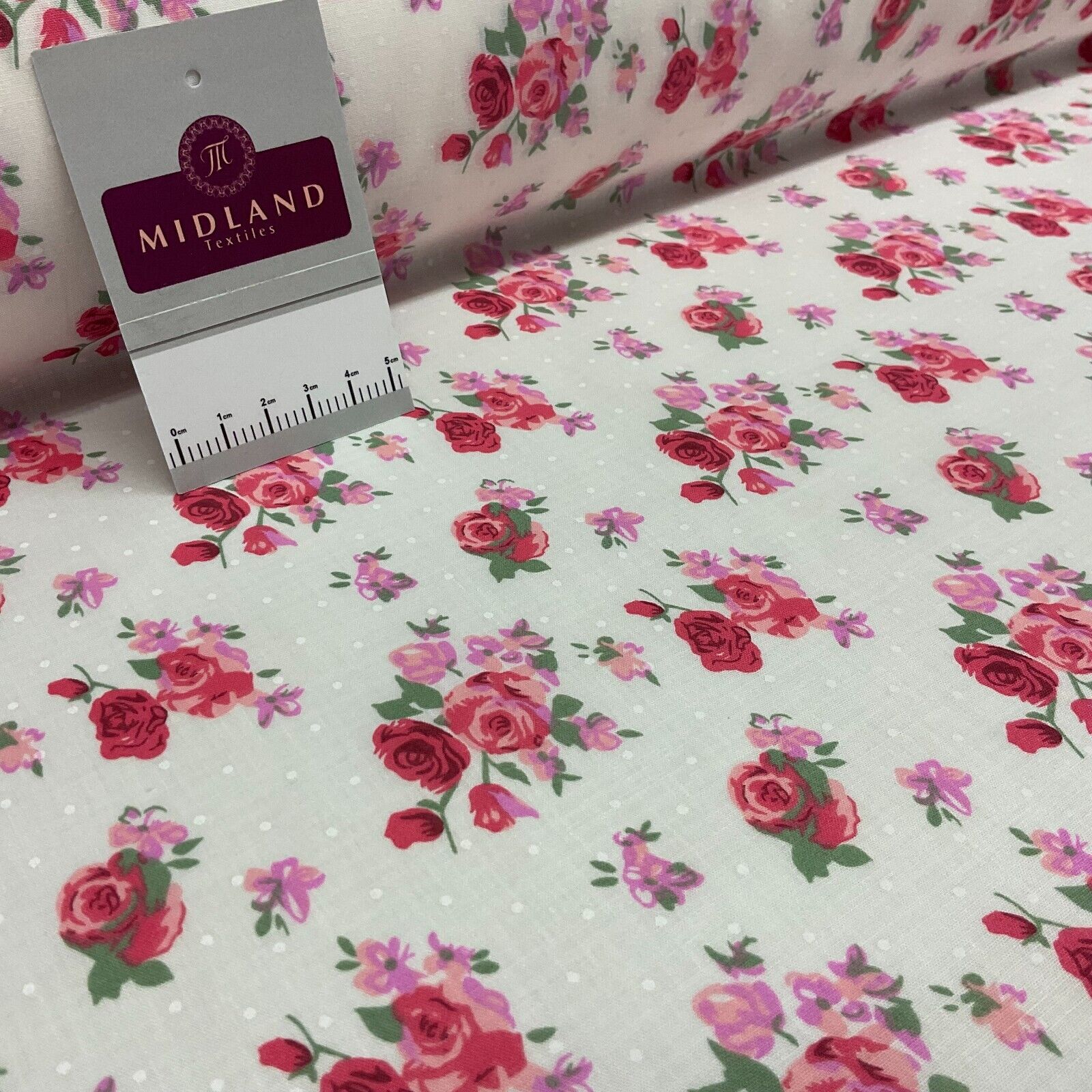 Vintage Floral Roses printed Poly cotton fabric 110cm Wide M1704