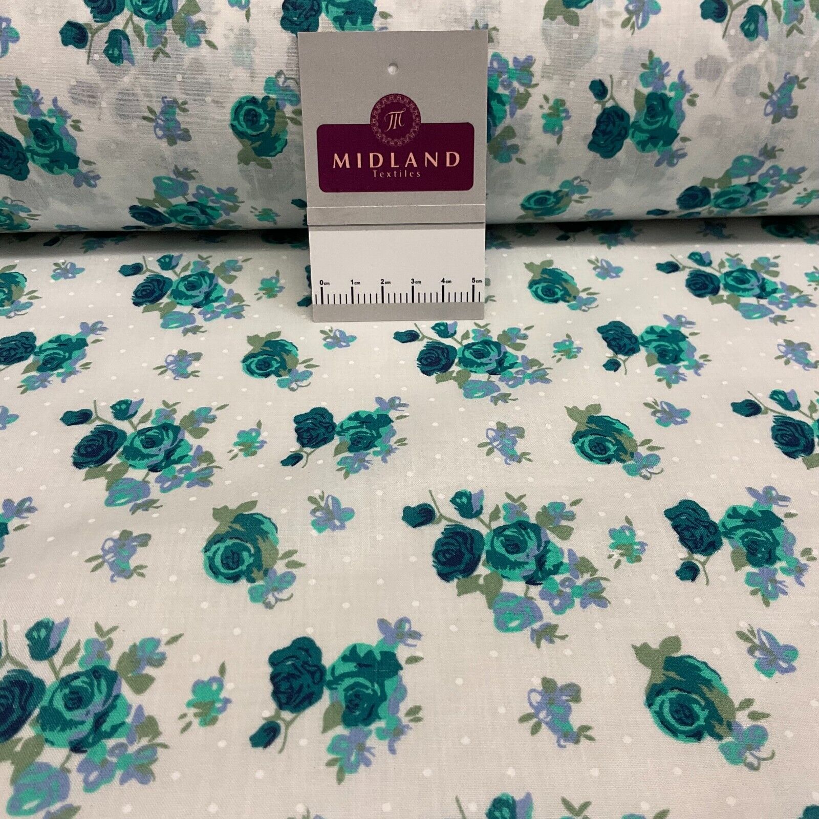 Vintage Floral Roses printed Poly cotton fabric 110cm Wide M1704