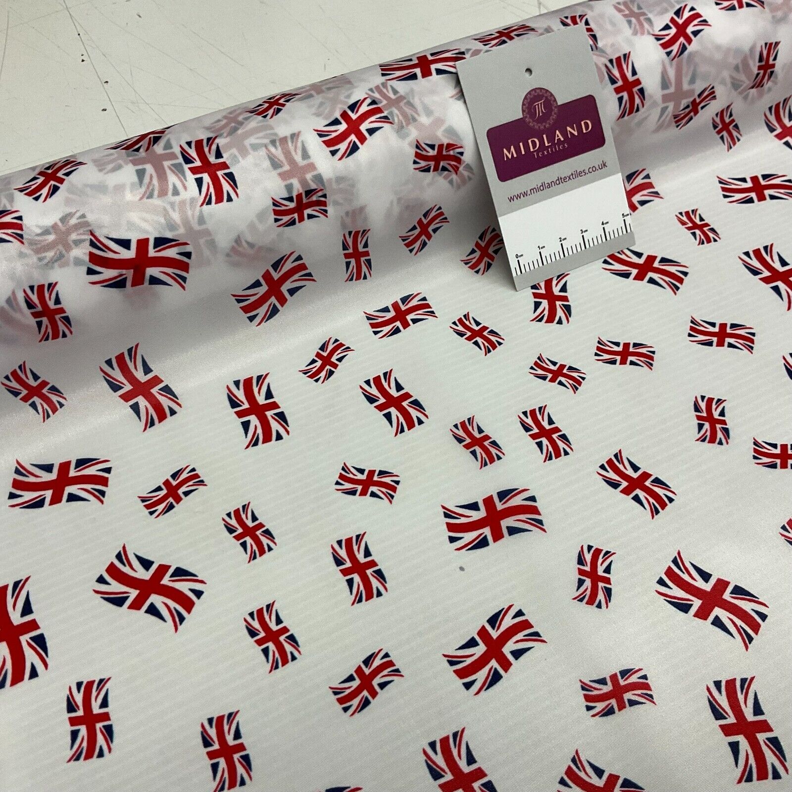 White Union Jack table runner Jubilee bunting coronation fabric 150cm wide M1683