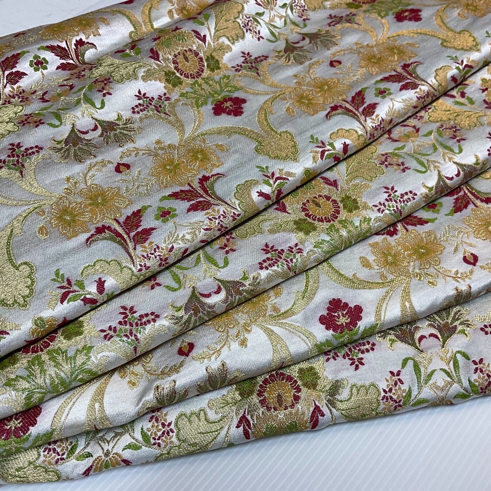 Ornamental Ornate Floral Silk Kingkhab wedding Brocade Fabric 111cm wide M1734