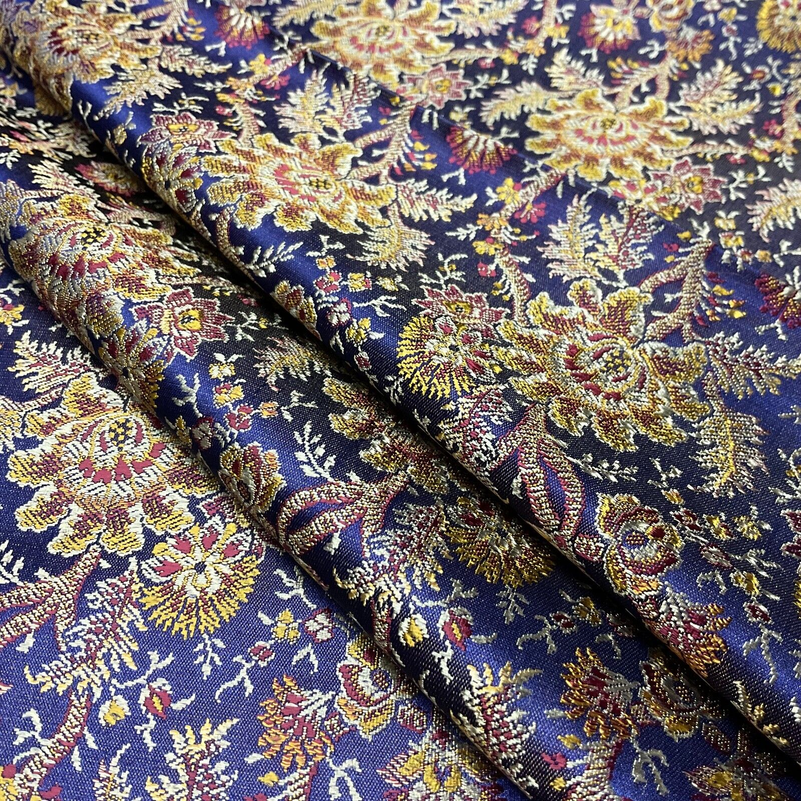 Ornamental Floral Silk Kingkhab wedding Brocade Fabric 111cm wide M1731