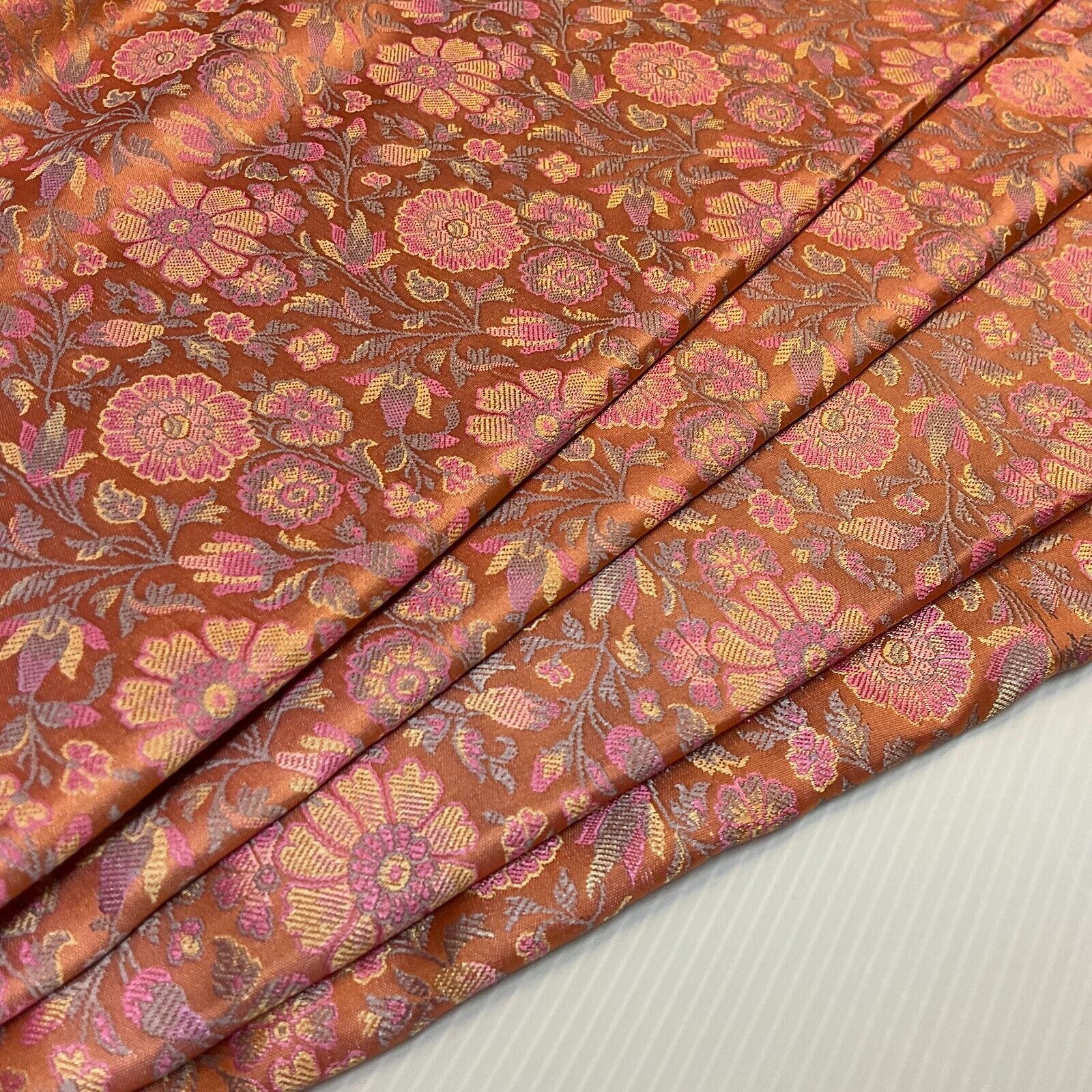Small Floral Silk Kingkhab wedding Brocade Fabric 111cm wide M1733