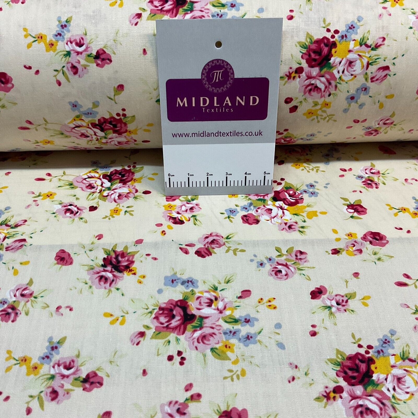 Vintage Rose Floral 100% cotton printed dress craft fabric 150cm wide M1735