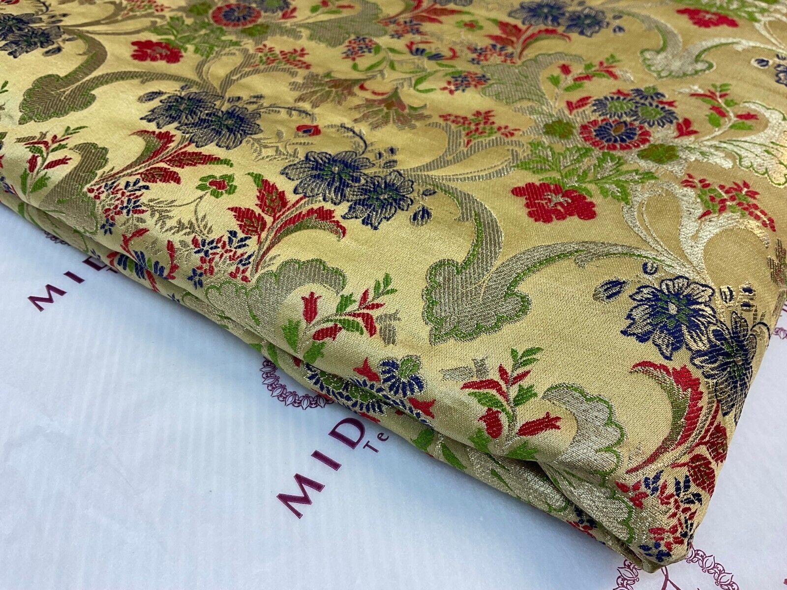 Ornamental Floral Silk Kingkhab wedding Brocade Fabric 114cm wide M1770