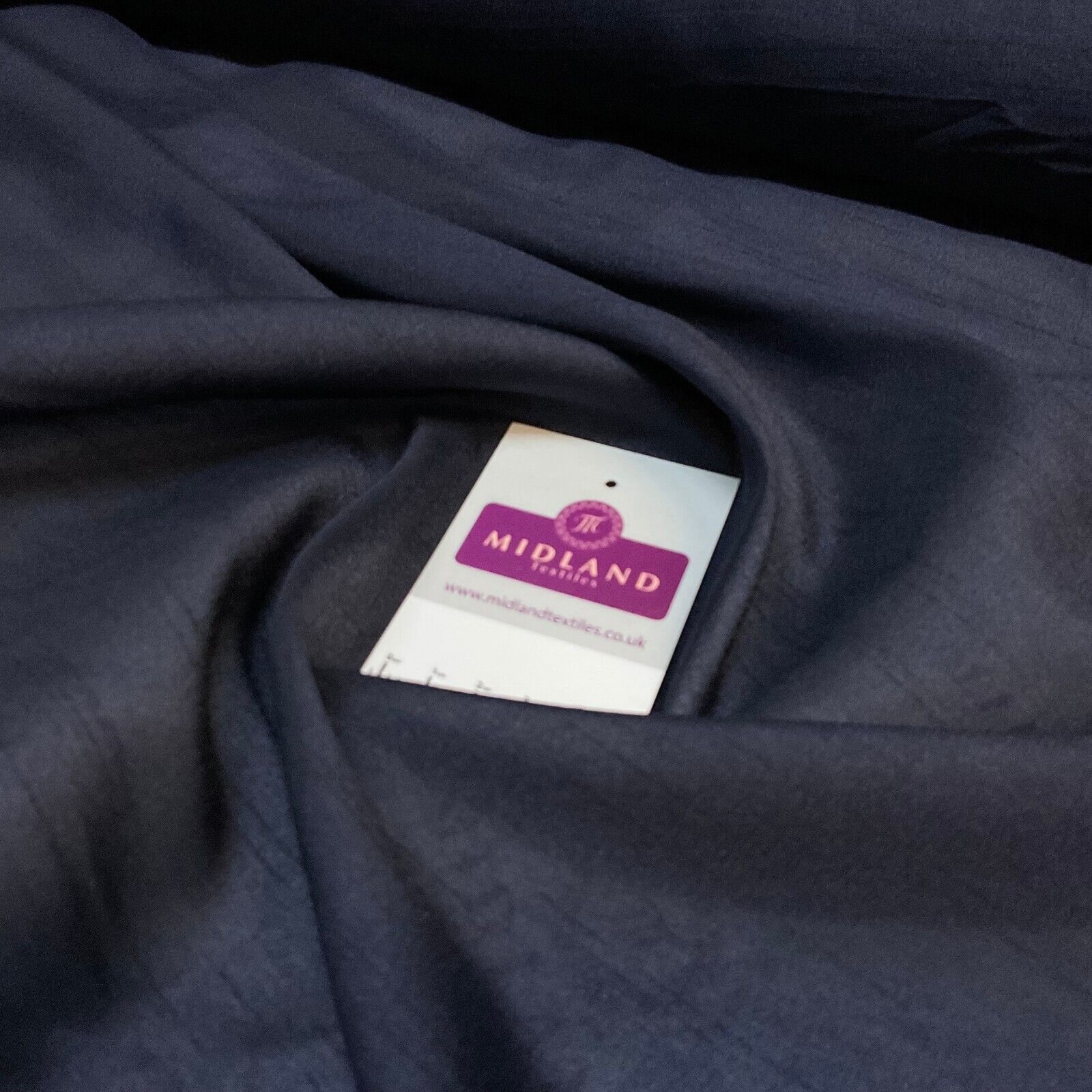 Plain Silky crepe Faux silk dress fabric 44 inches wide M1693