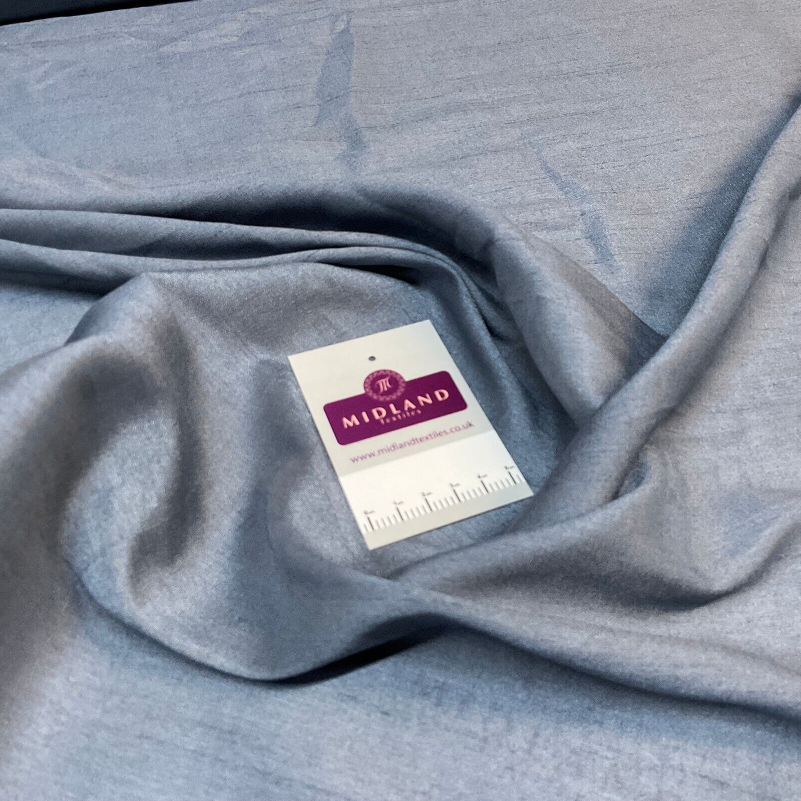 Plain Silky crepe Faux silk dress fabric 44 inches wide M1693