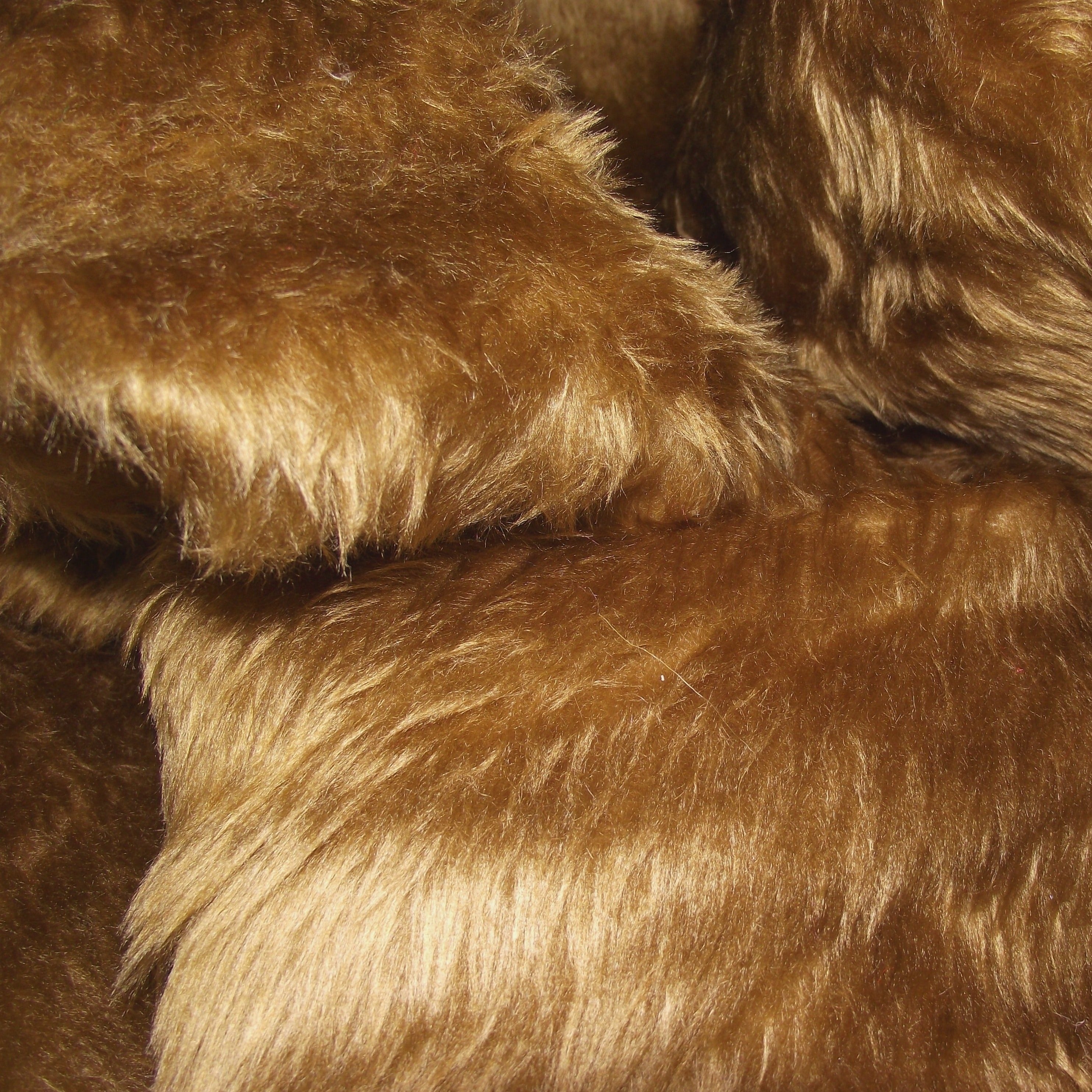 Plain Faux Fur 14 mm soft pile ideal for Clothing, throws Fabric 58' Wide MT930