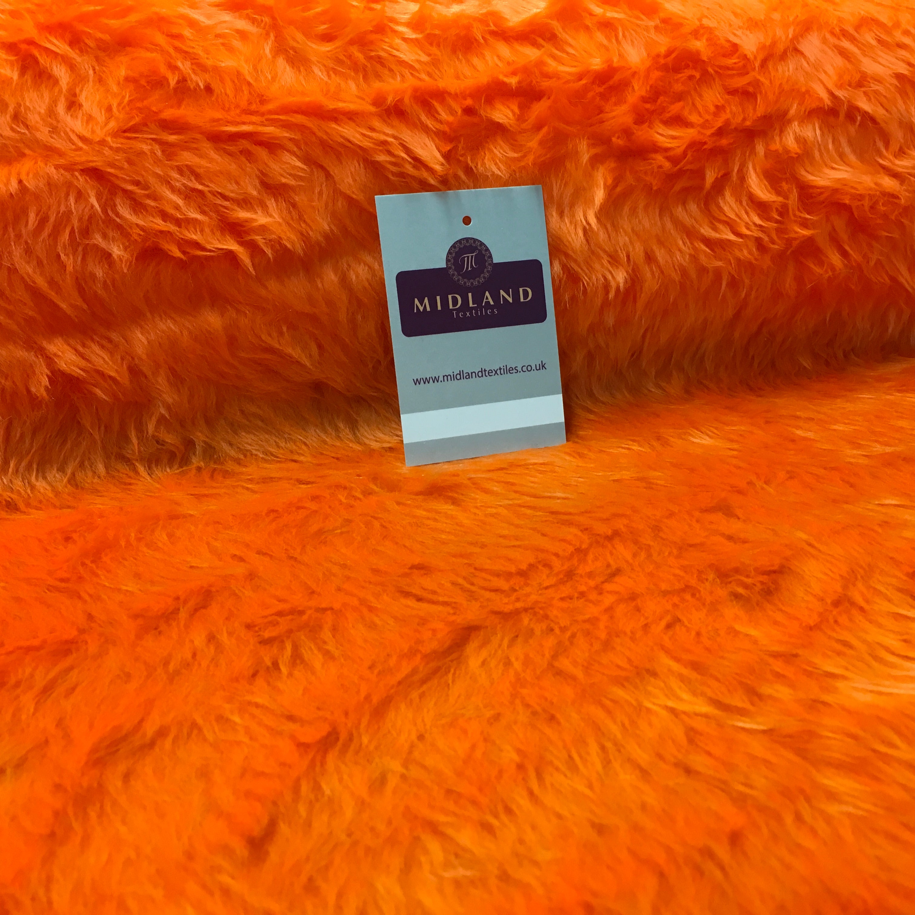 Plain Faux Fur 14 mm soft pile ideal for Clothing, throws Fabric 58' Wide MT930