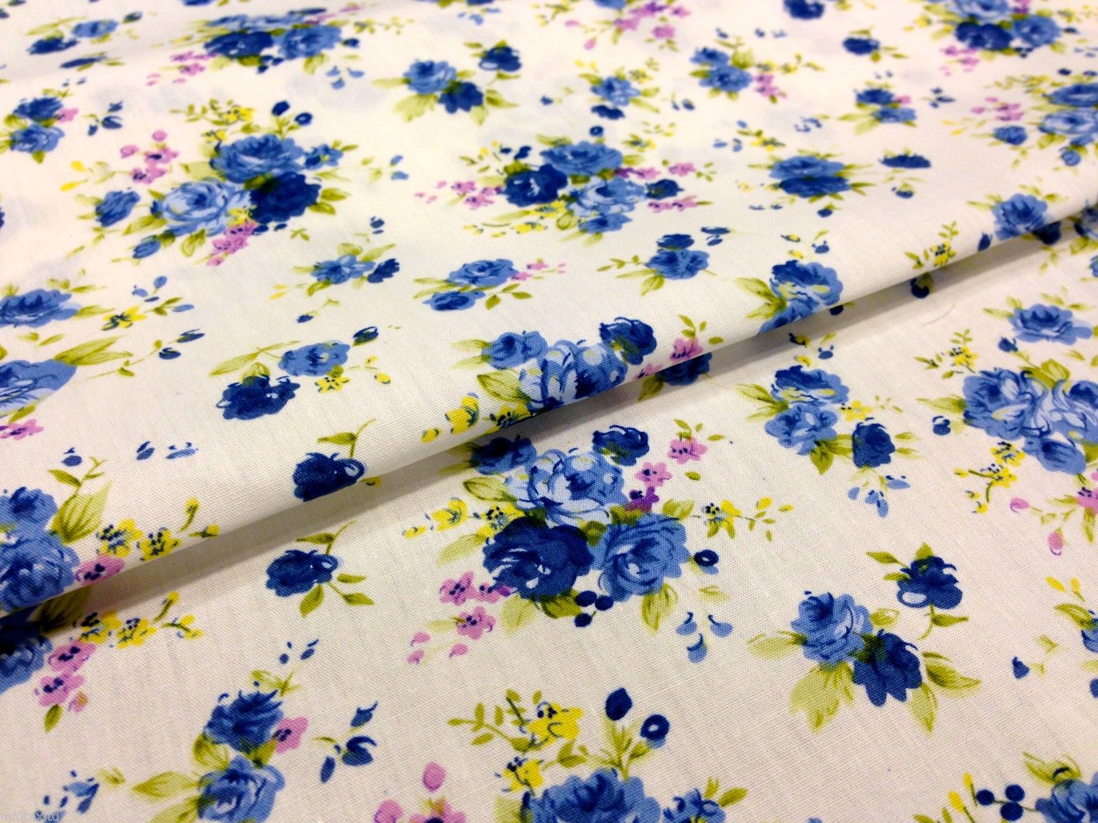 cath kidston Inspired Floral 100% Cotton Printed Fabric 58' Wide- Floral - Per Metre- M123 Mtex - Midland Textiles & Fabric