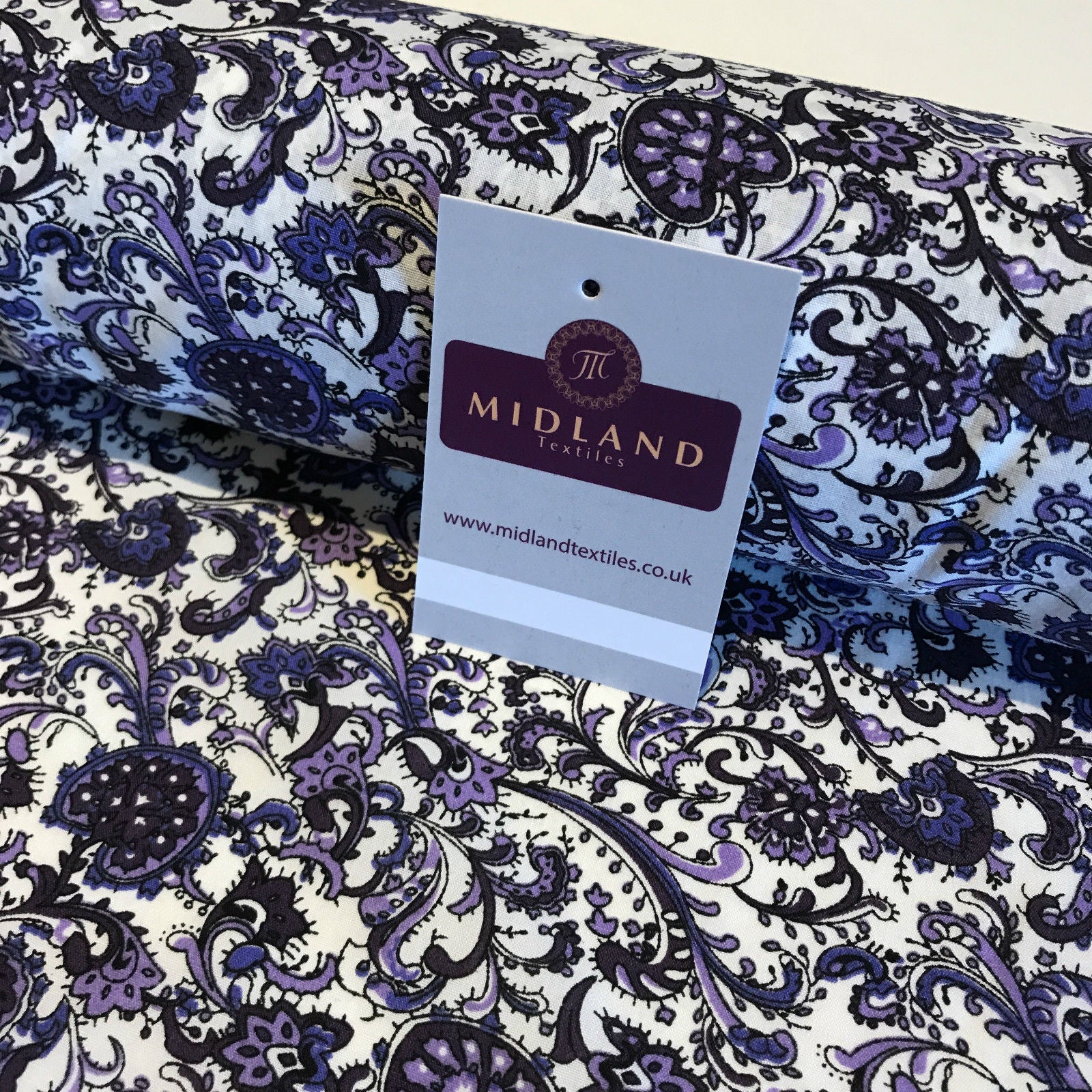 Vintage Regal Ornamental Poly Cotton Printed Dress Fabric 45" M29 Mtex