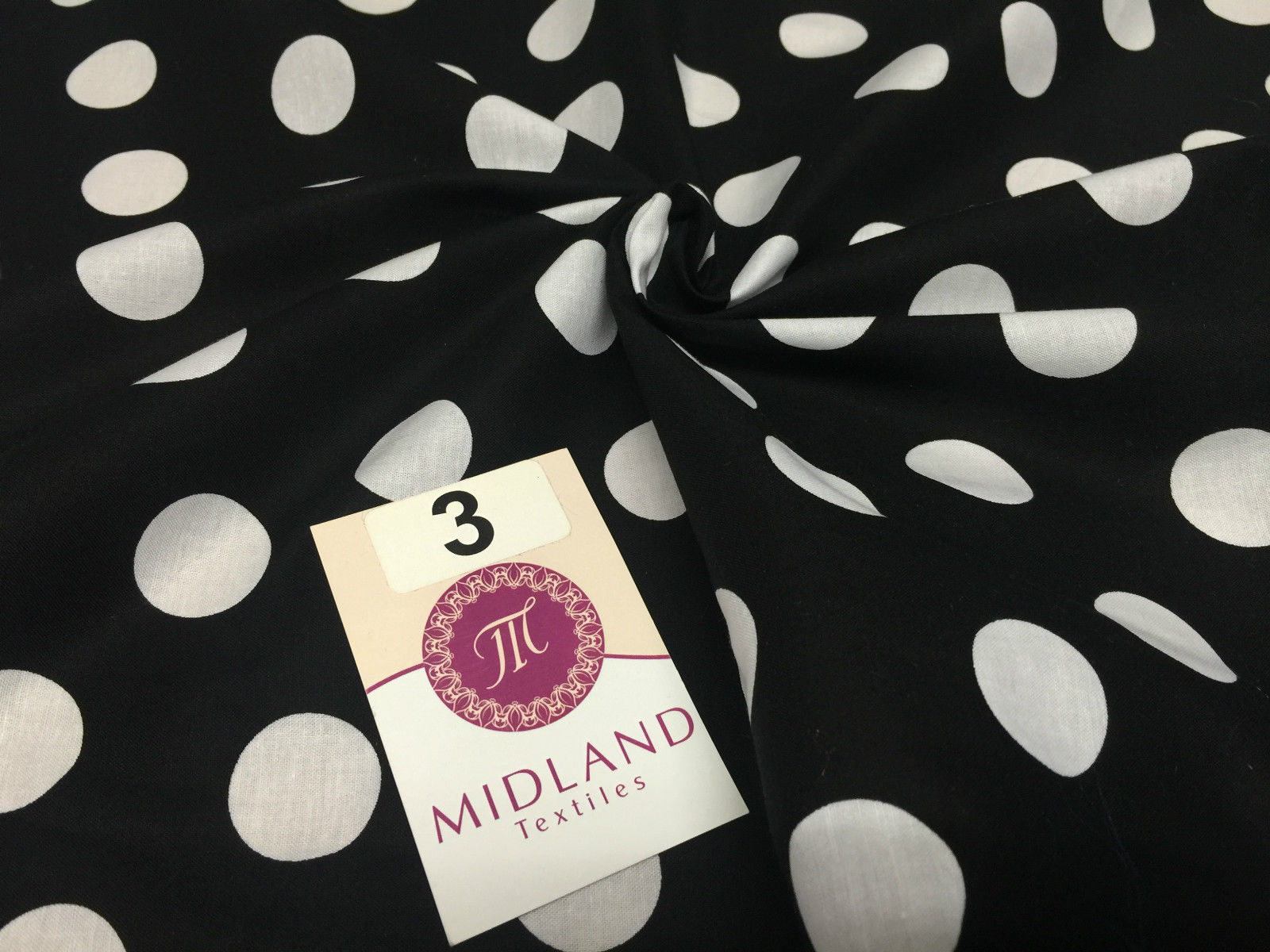 Polka Dot Spot 100% Cotton Fabric 58' sold by Metre Mtex M144