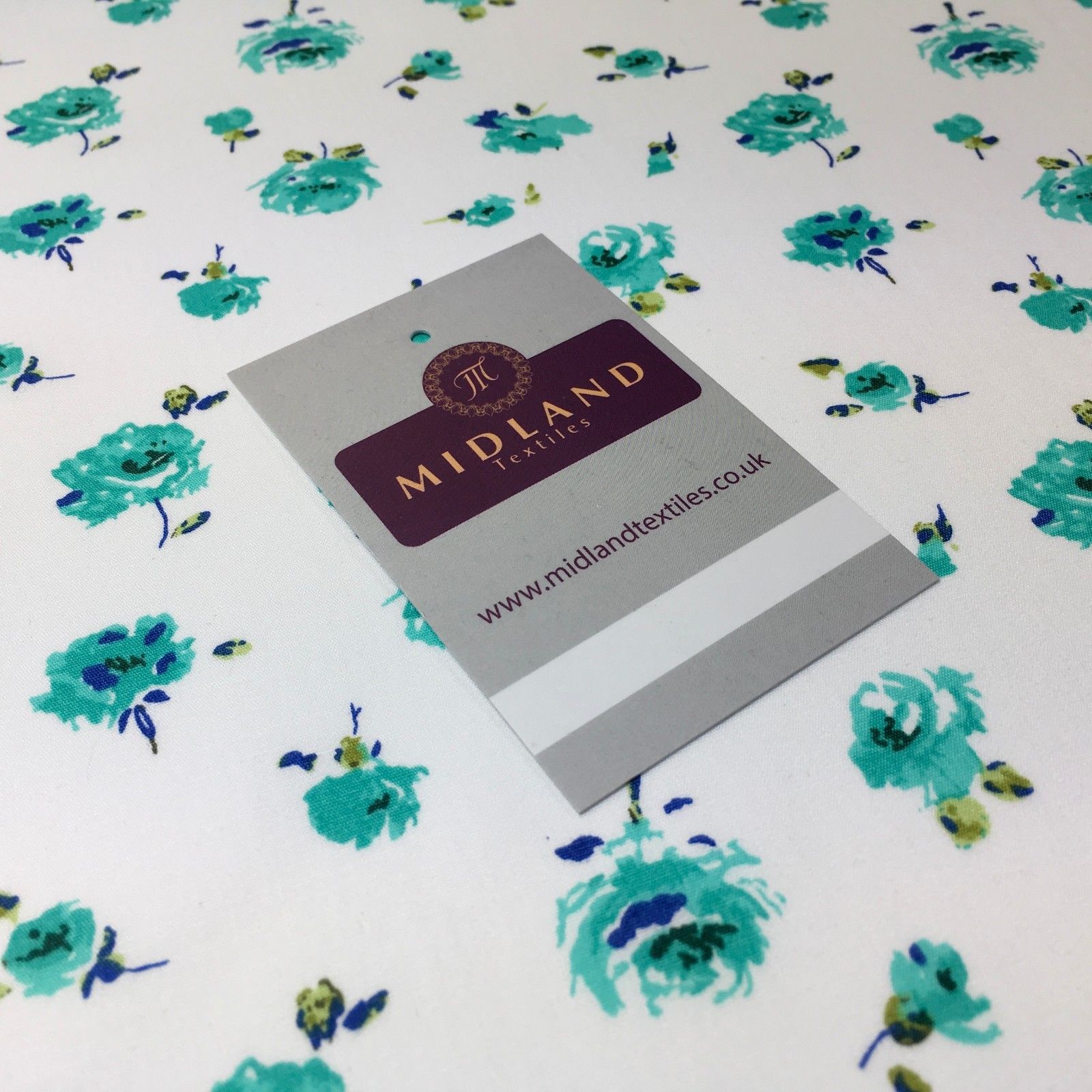 Vintage Floral print on White 100% Cotton Fabric 44' M744 Mtex