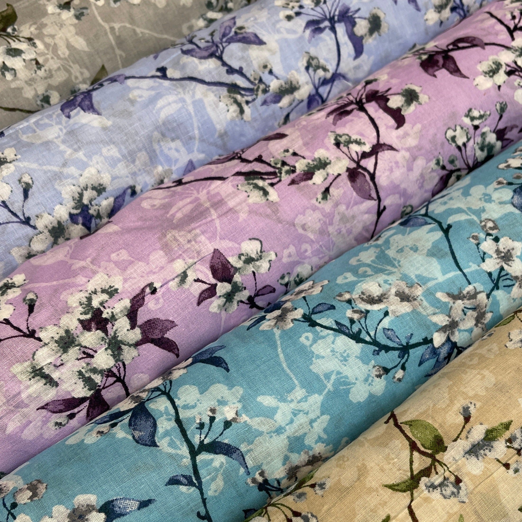 Floral Silky Soft 100% Cotton Lawn Dress Fabric M1560 Mtex