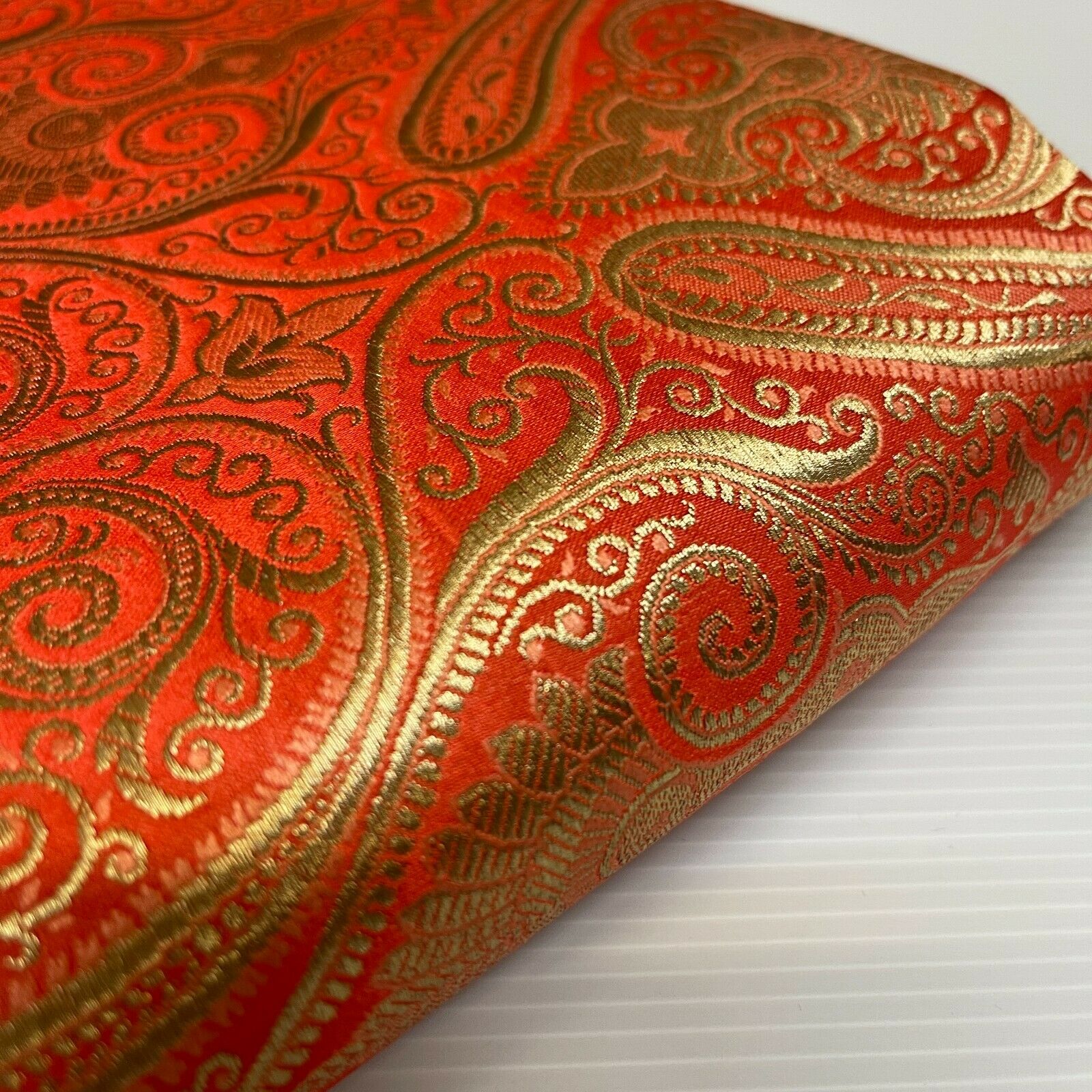 Ornamental paisley gold metallic print Indian banarsi Brocade fabric M1537 Mtex